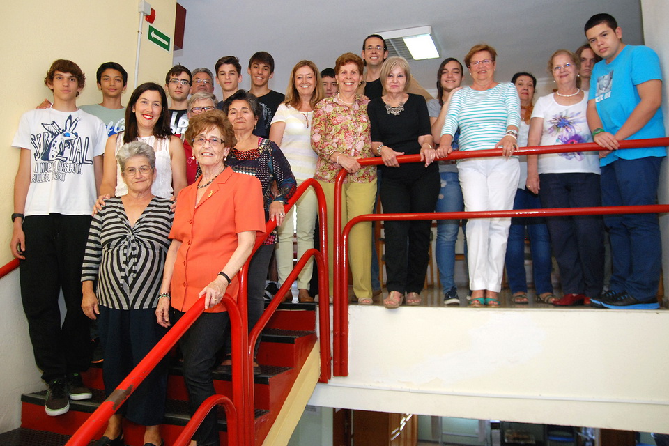 Alumnos voluntarios de 4ºESO imparten un Taller de Informática dirigido a personas mayores