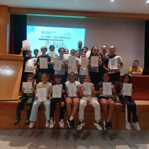 Alumnos certificados en Movers